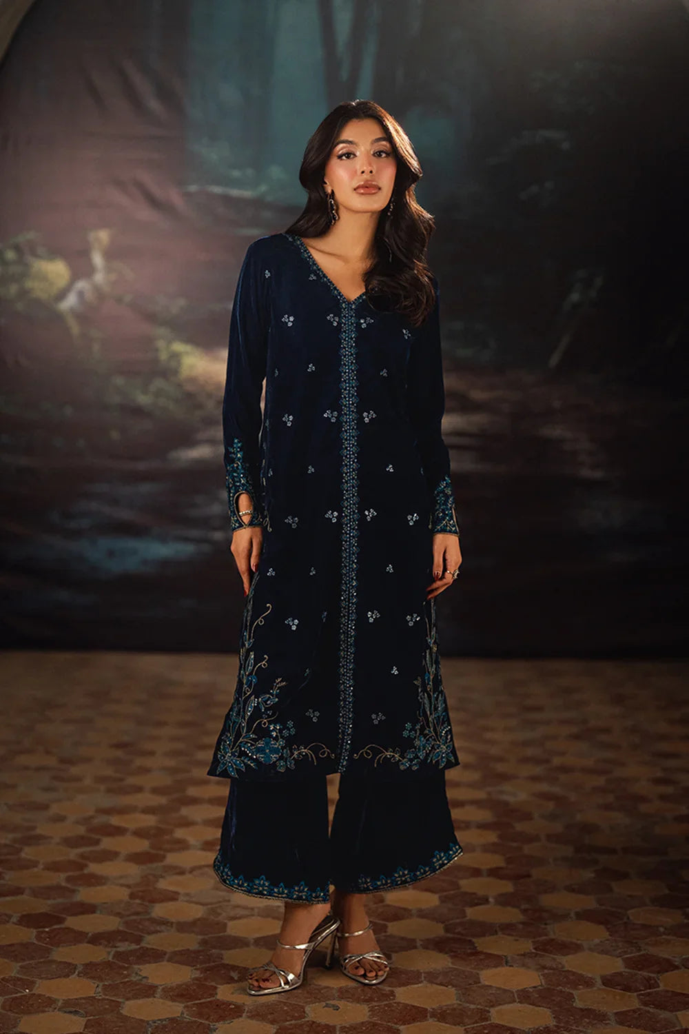 2 Piece embroidered Velvet suit ( Pre order)