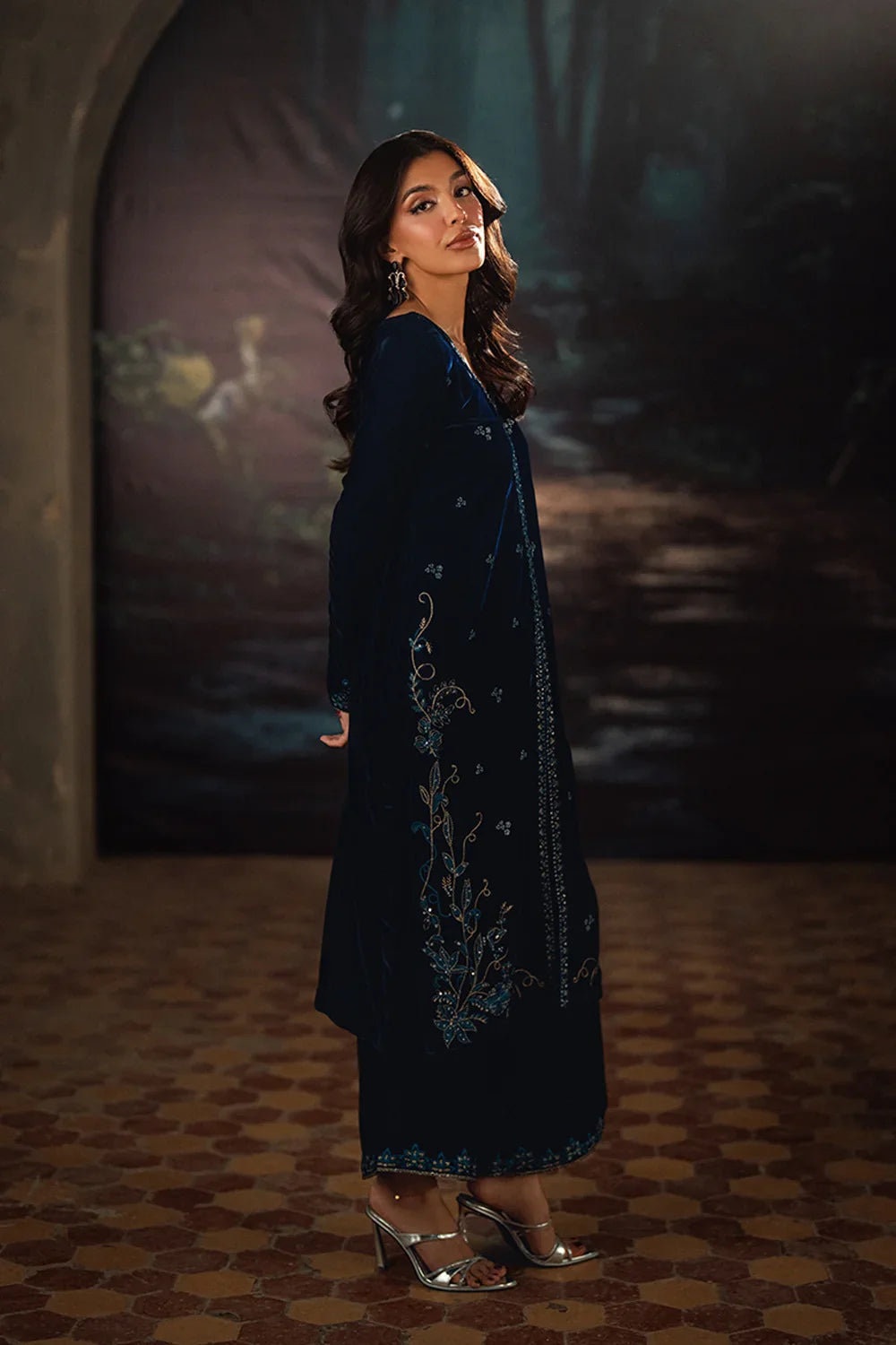 2 Piece embroidered Velvet suit ( Pre order)