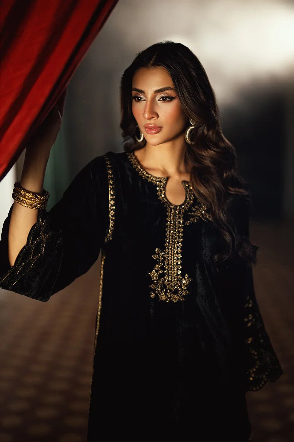 2 Piece velvet suit (Pre Order)