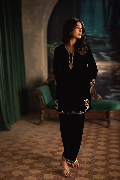 2 Piece velvet suit (Pre Order)