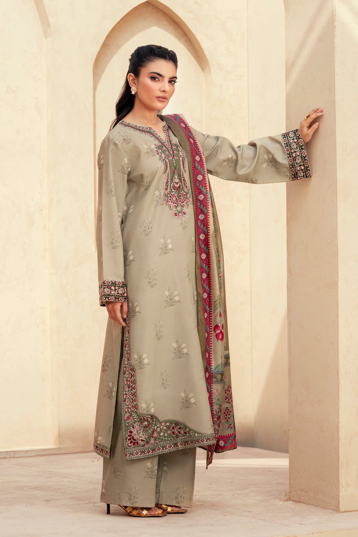 3 Piece embroidered suit ( Pre Order)