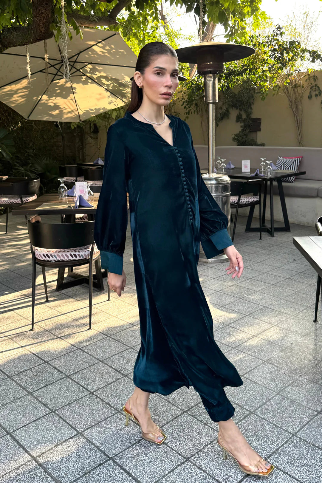 2 Piece velvet dress ( Pre Order)